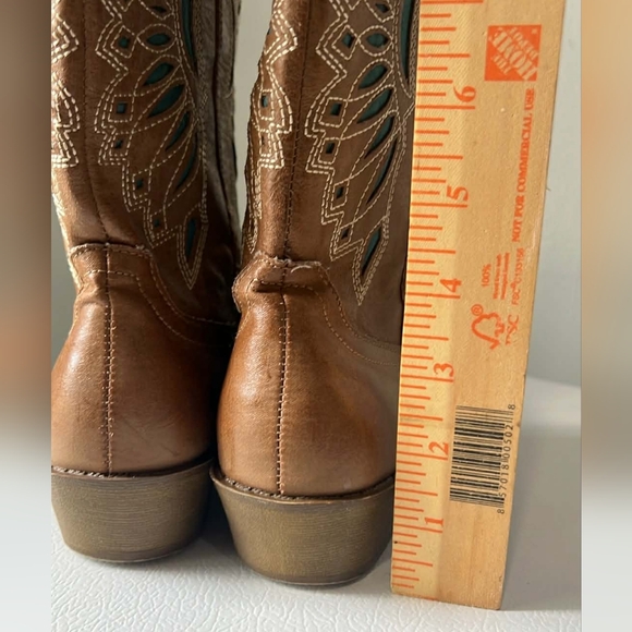 Coconuts by Matisse Brown and Teal Ankle Boots - Picture 6 of 9